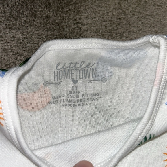 Little hometown Florida pjs - Picture 2 of 3